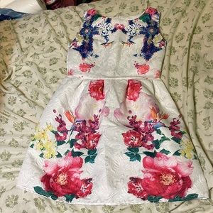 Girl’s White Floral Dress Size 8